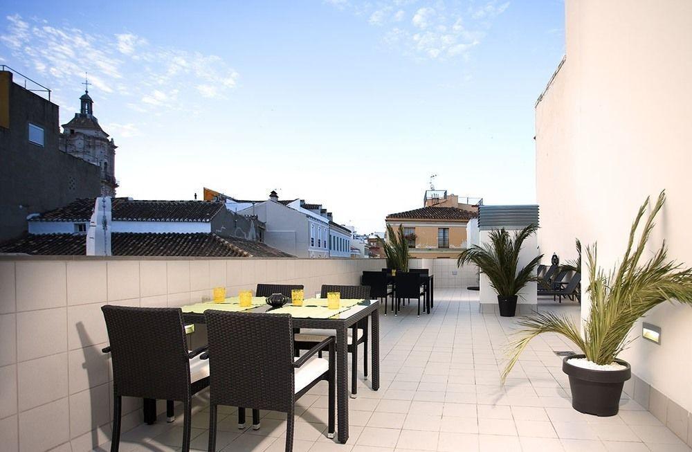 Urbanliving Fajardo Apartment Malaga Bagian luar foto