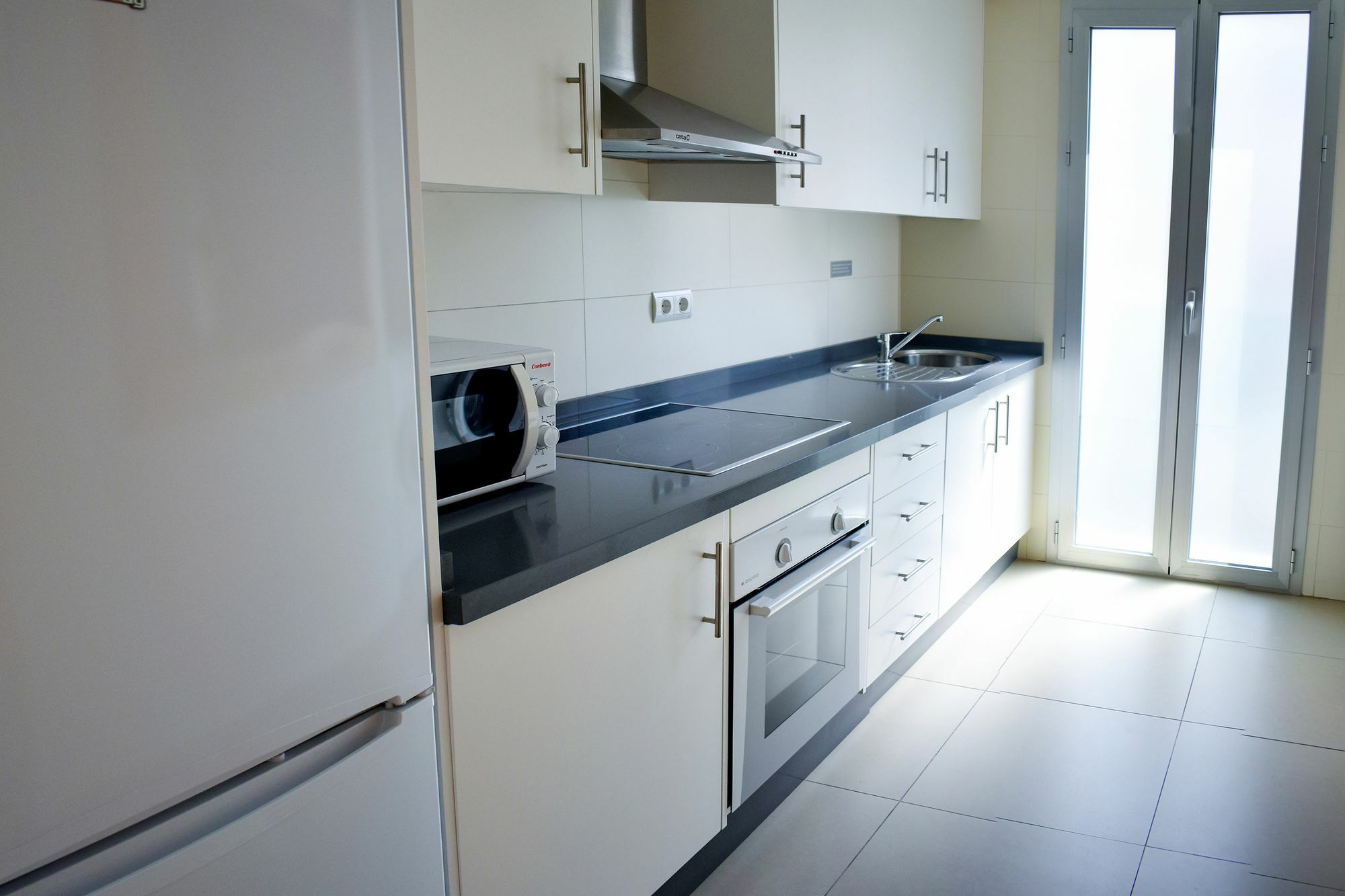 Urbanliving Fajardo Apartment Malaga Bagian luar foto