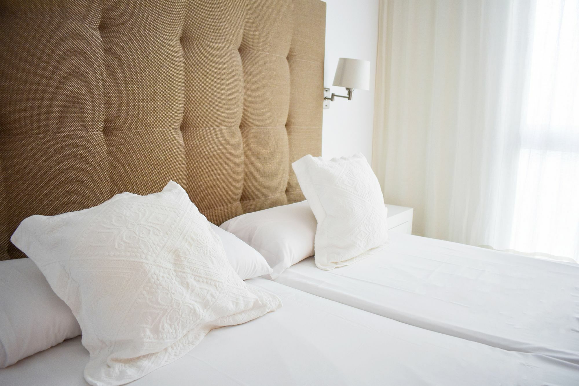 Urbanliving Fajardo Apartment Malaga Bagian luar foto